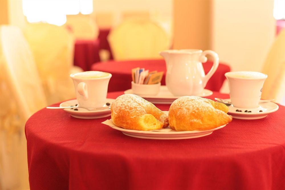 Hotel Stefan Room & Breakfast Гаттео-а-Маре Екстер'єр фото